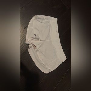 White Lululemon Speed up shorts 2.5” inseam